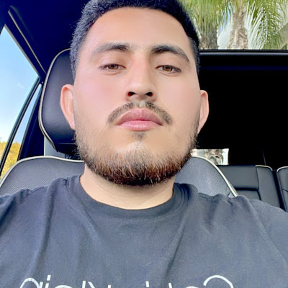 Meet your Posher, Armando